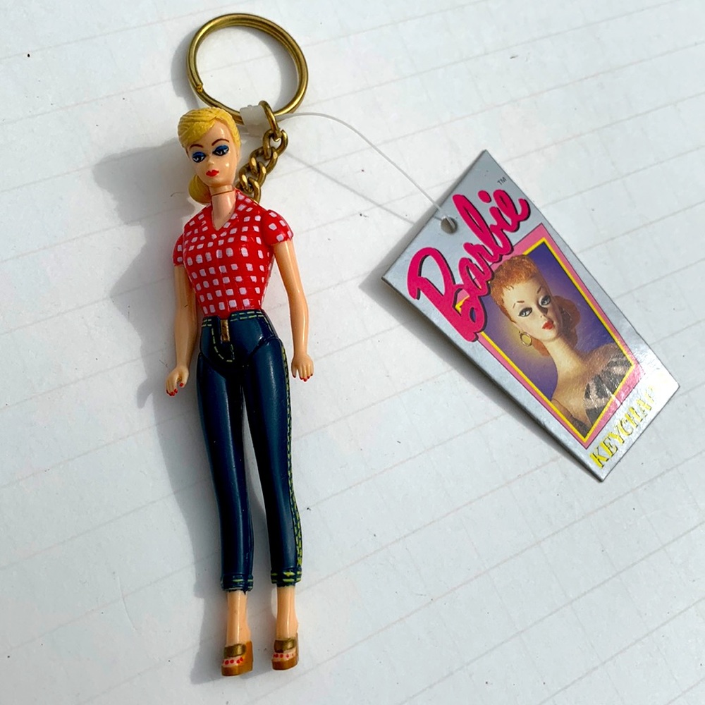 Barbie picnic keychain Vintage from estate sale 704-0